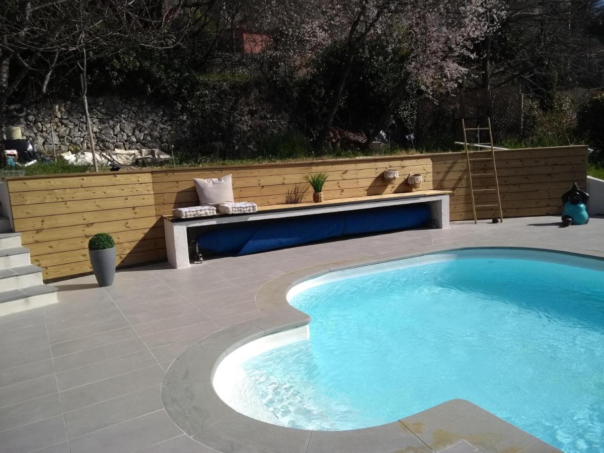 Appartement 3 Pieces Dans Villa Individuelle Falicon エクステリア 写真